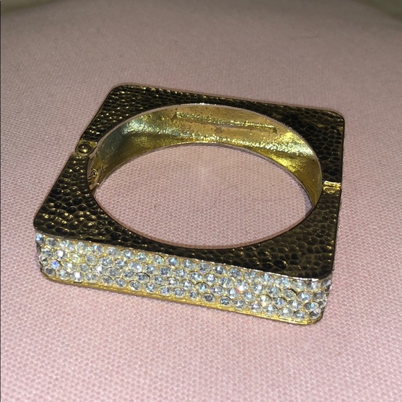 Gold bling sparkly square bracelet - Picture 3 of 7